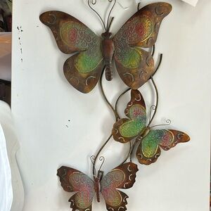 Metal butterflies wall decor